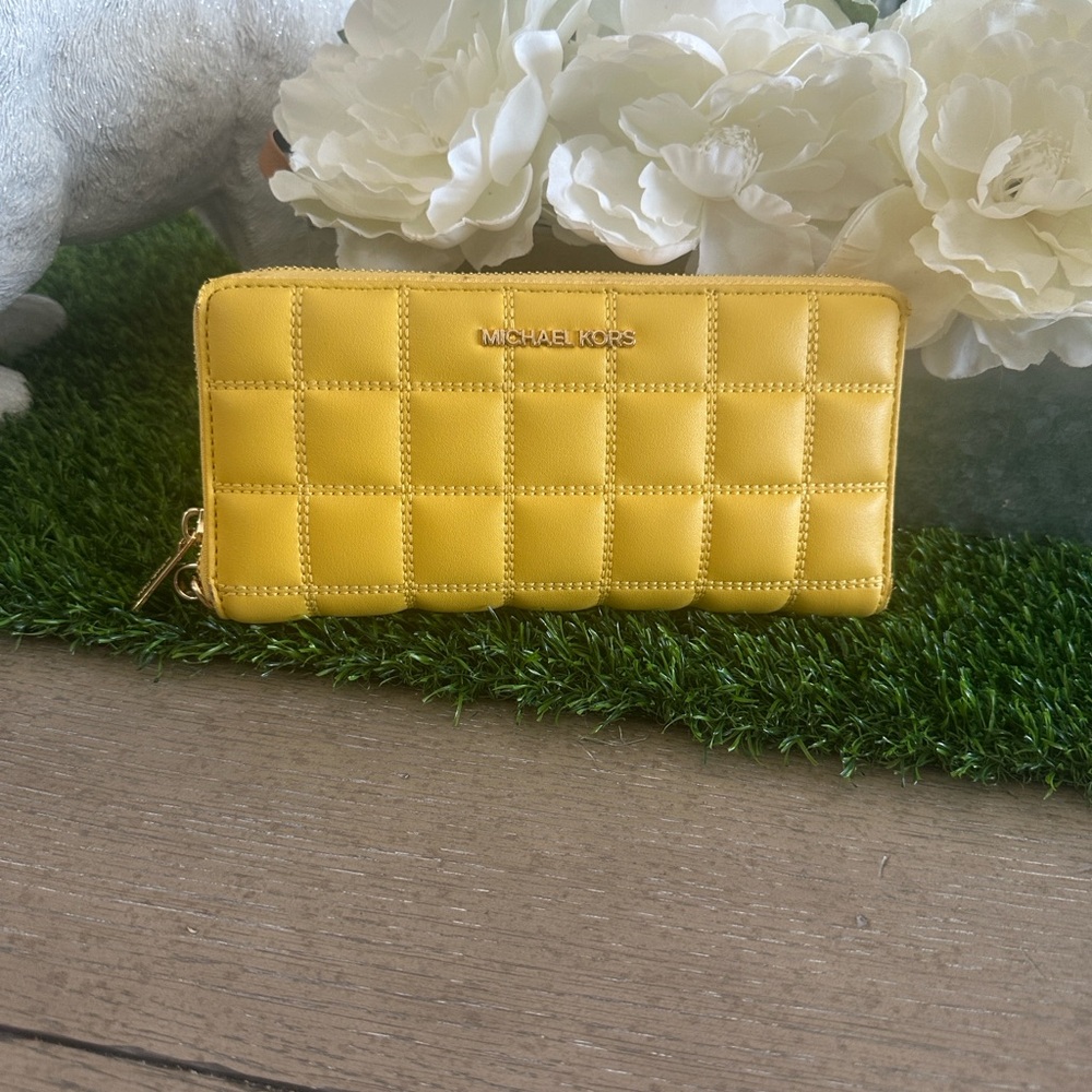 Michael Kors Sunlit Yellow Quilted Wallet